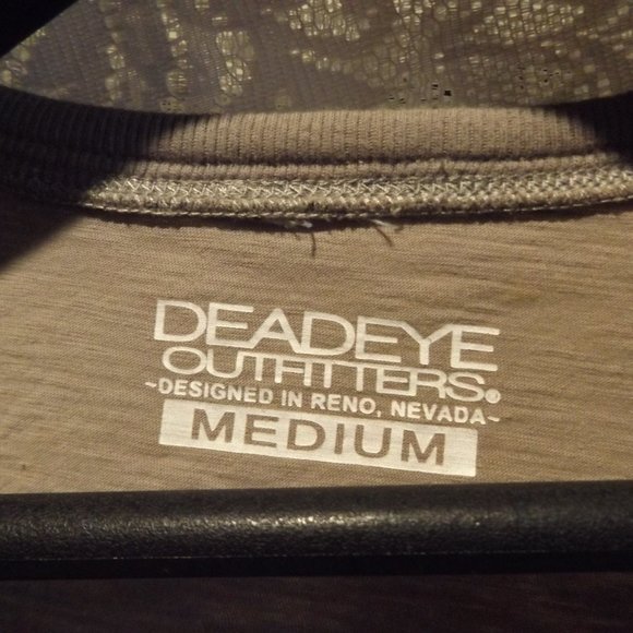 DEADEYE OUTFITTERS Graphic T-Shirt - Picture 2 of 3